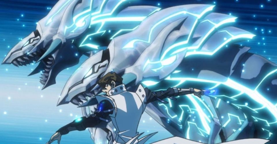Yu-Gi-Oh! Why the Blue-Eyes Alternative Ultimate Dragon Card Is So Powerful