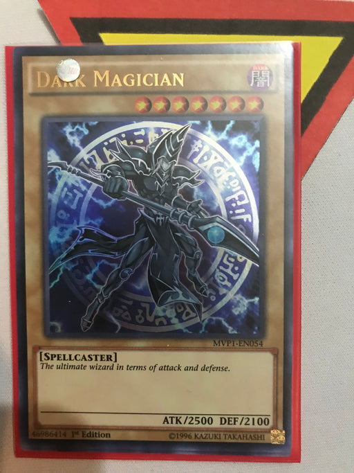 Dark Magician / Ultra - MVP1-EN054