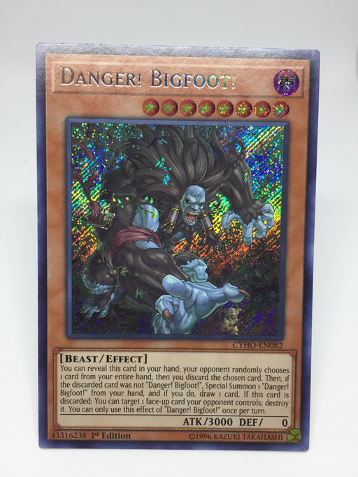 Danger! Bigfoot! / Secret - CYHO-EN082 - 1st