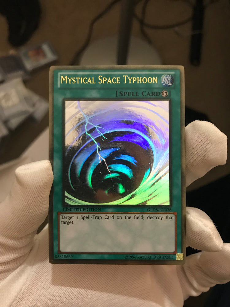Mystical Space Typhoon / Ghost/Gold - GLD5-EN038 - Lim